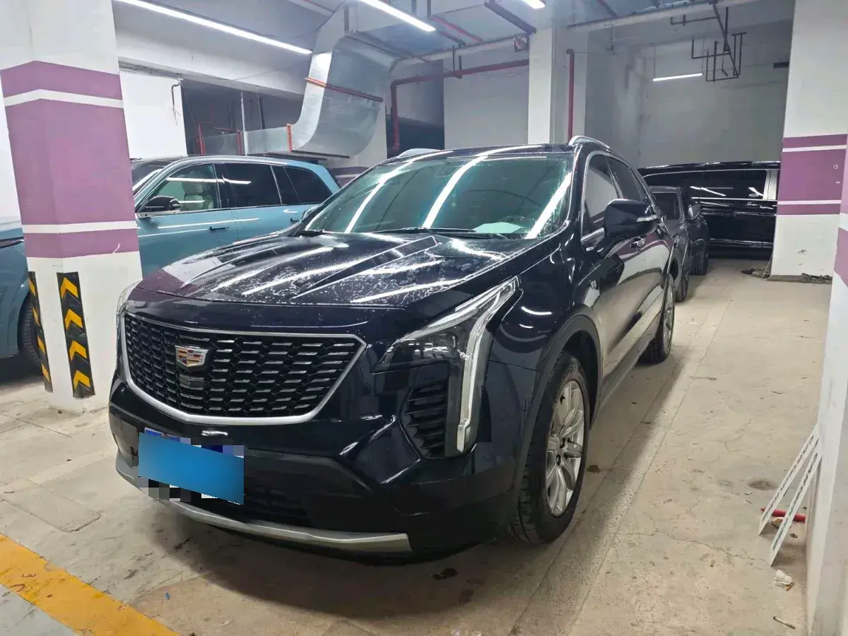 2020 Cadillac XT4 2.0T 241HP L4 9AT