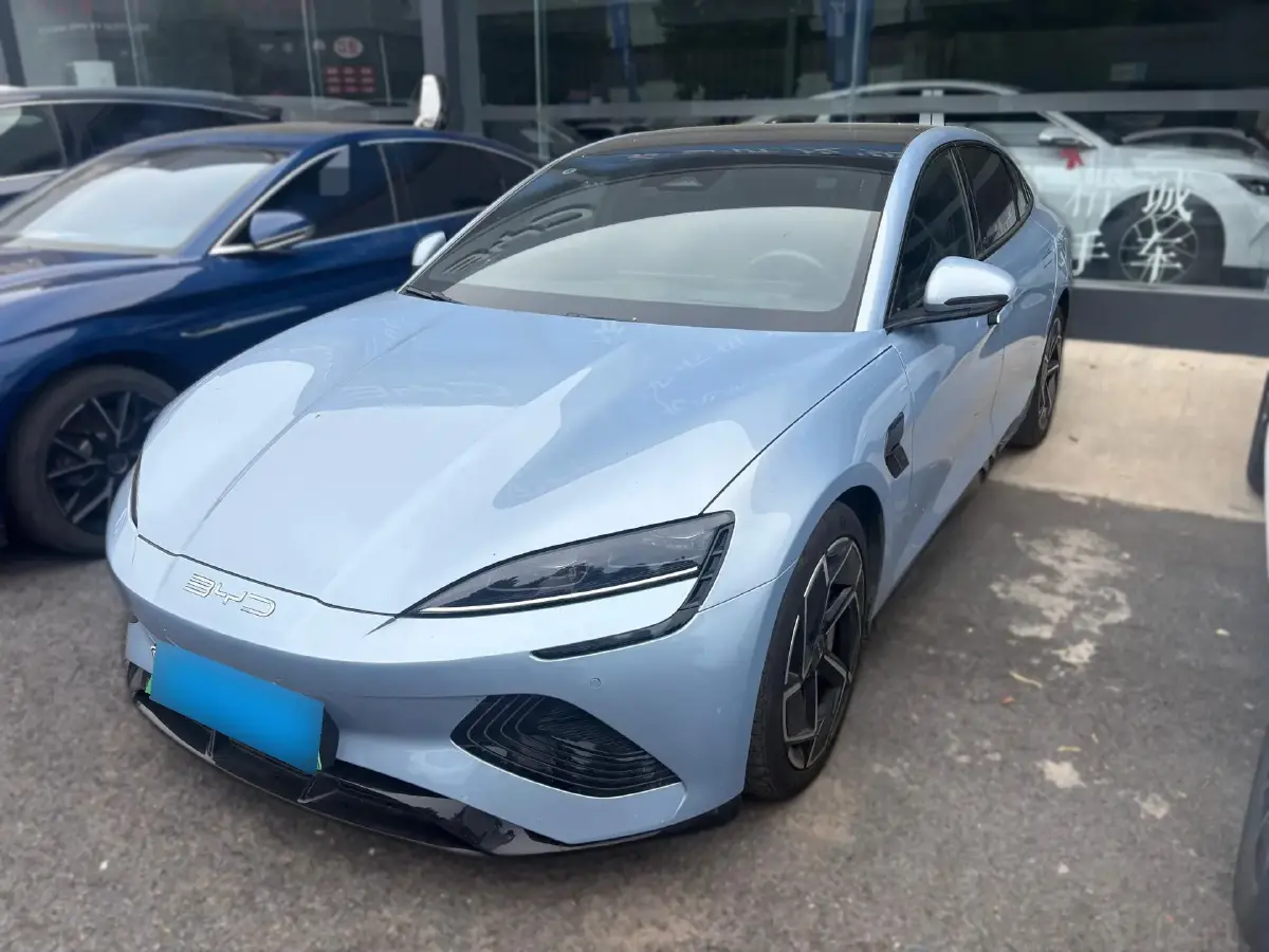 2023 BYD Seal BEV 82.5KWH