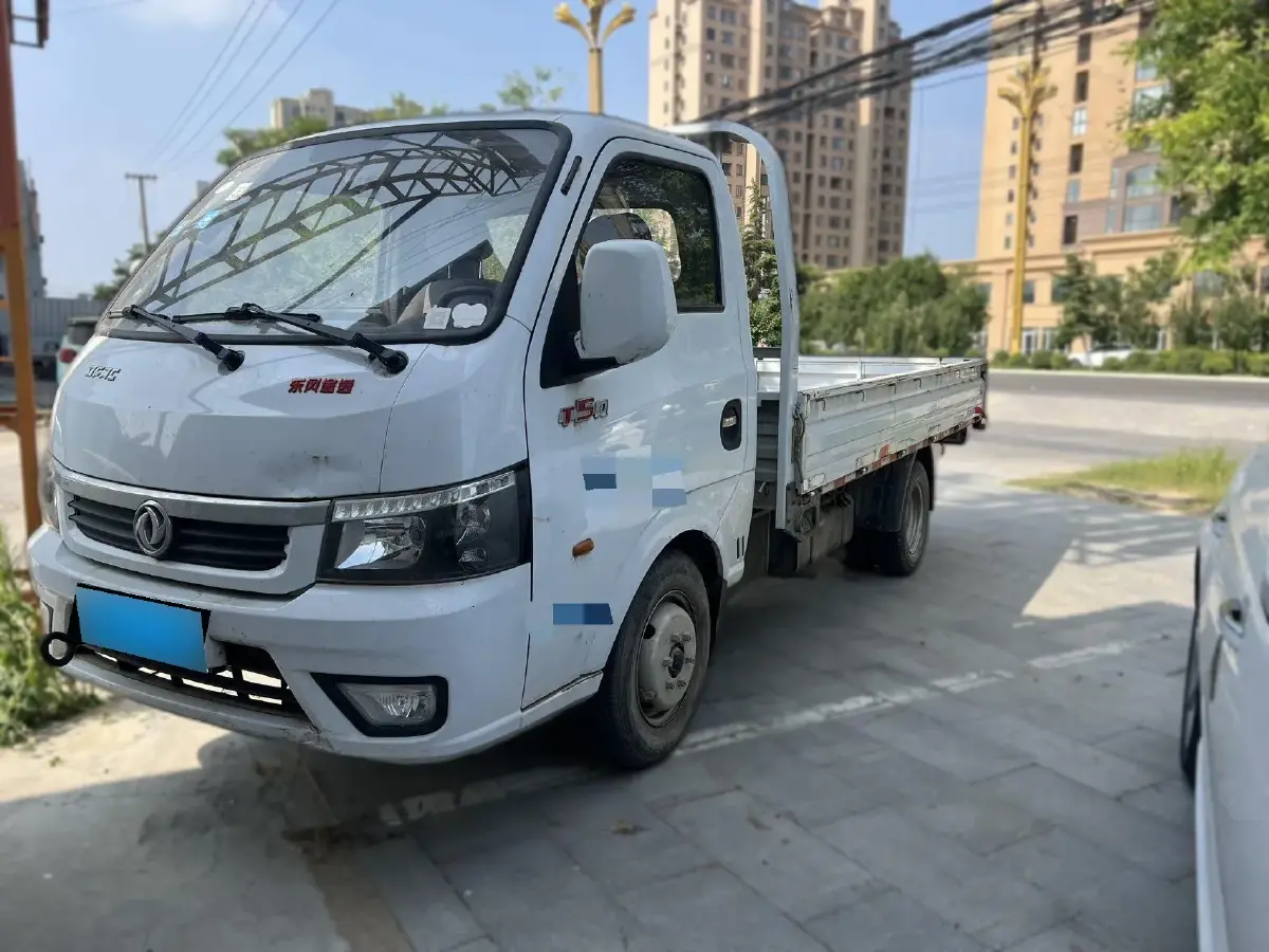 2017 DongFeng Forthing Joyear X5 1.6L 122HP L4 5MT