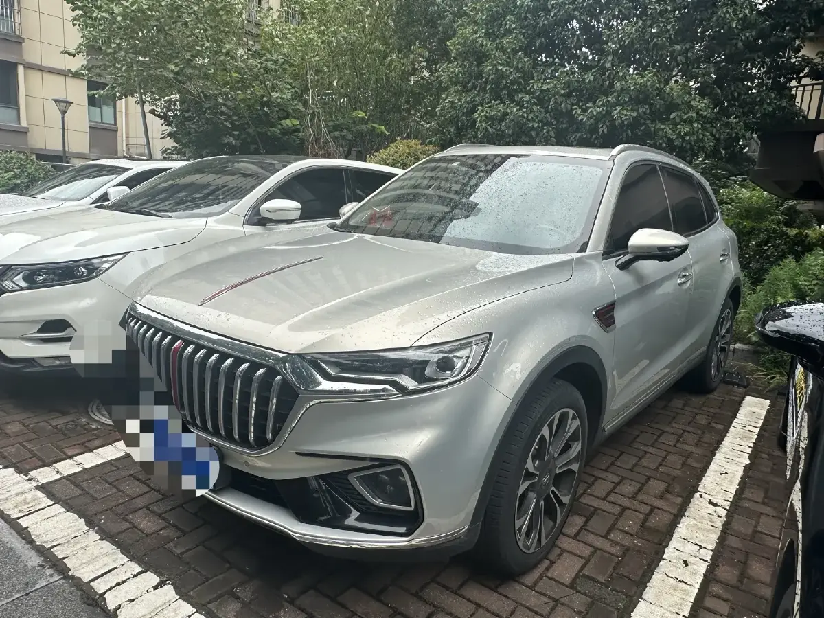 2022 HongQi HS5 2.0T 224HP L4 6AT