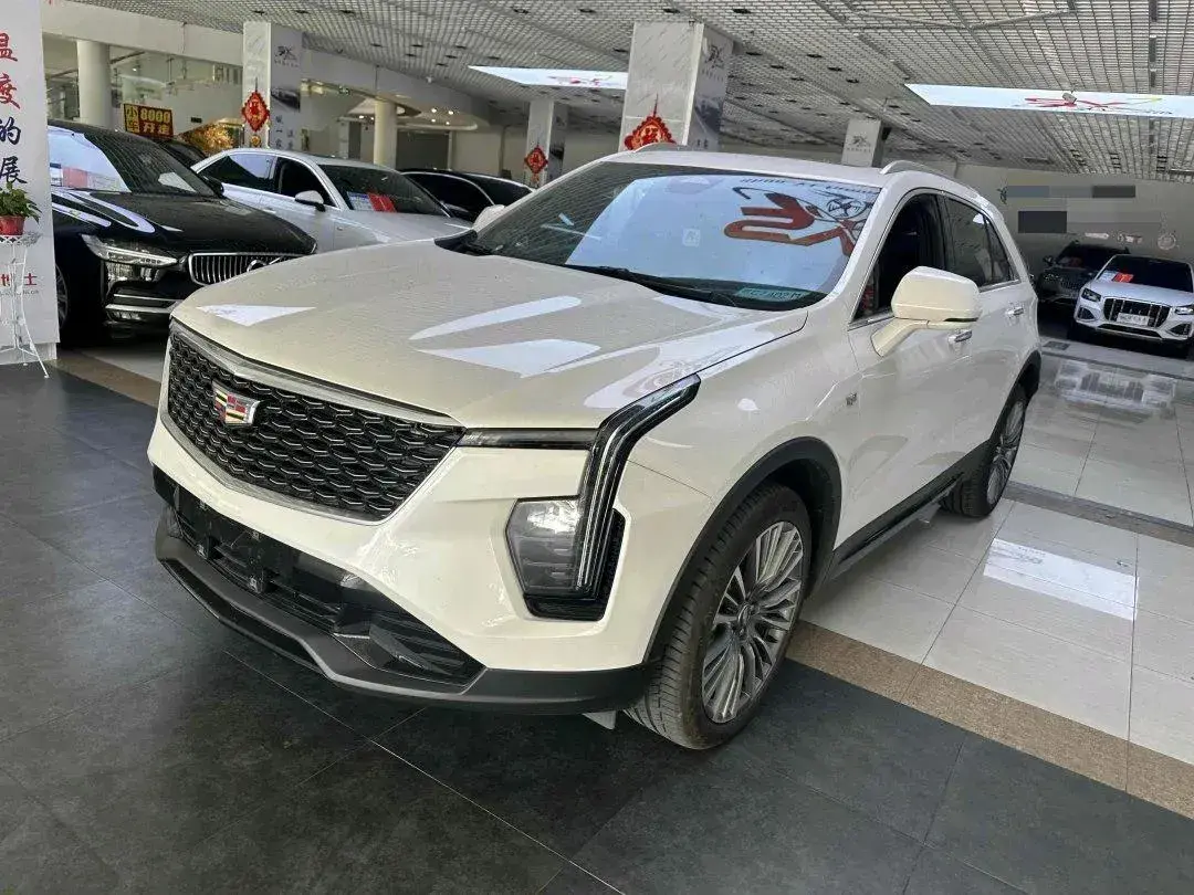 2024 Cadillac XT4 2.0T 237HP L4 9AT