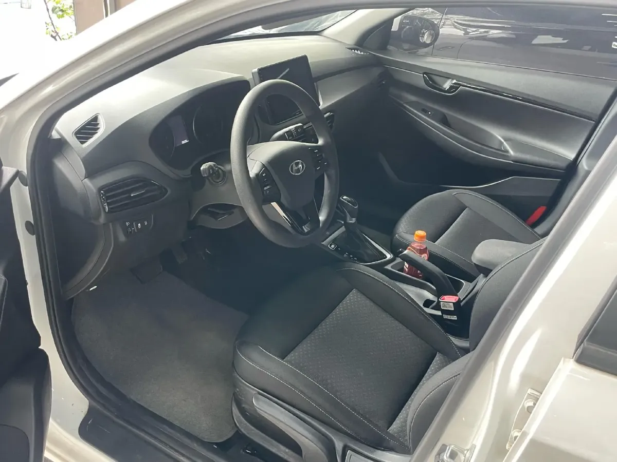 2020 Hyundai Celesta 1.6L 123HP L4 6AT,autocango,china used car exporter,china ev exporter,chinese used car exporter,chinese used ev exporter