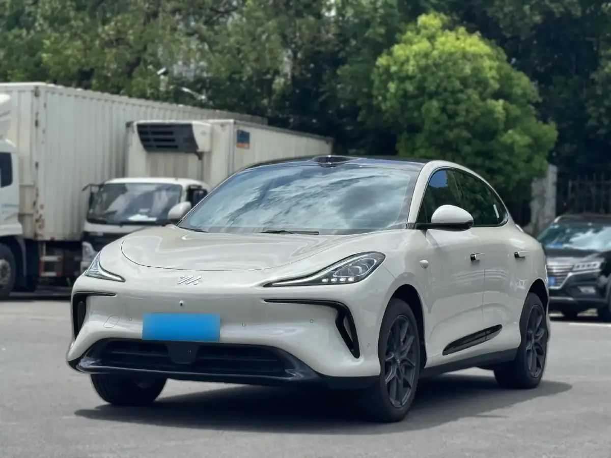 2023 IM LS6 BEV 71KWH