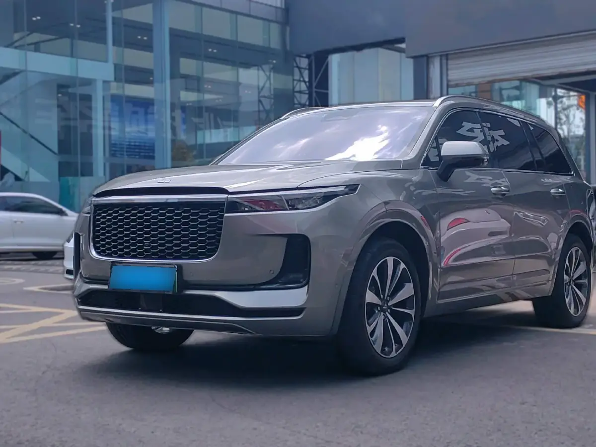 2021 Li ONE Range Extended 131HP REEV 40.5KWH