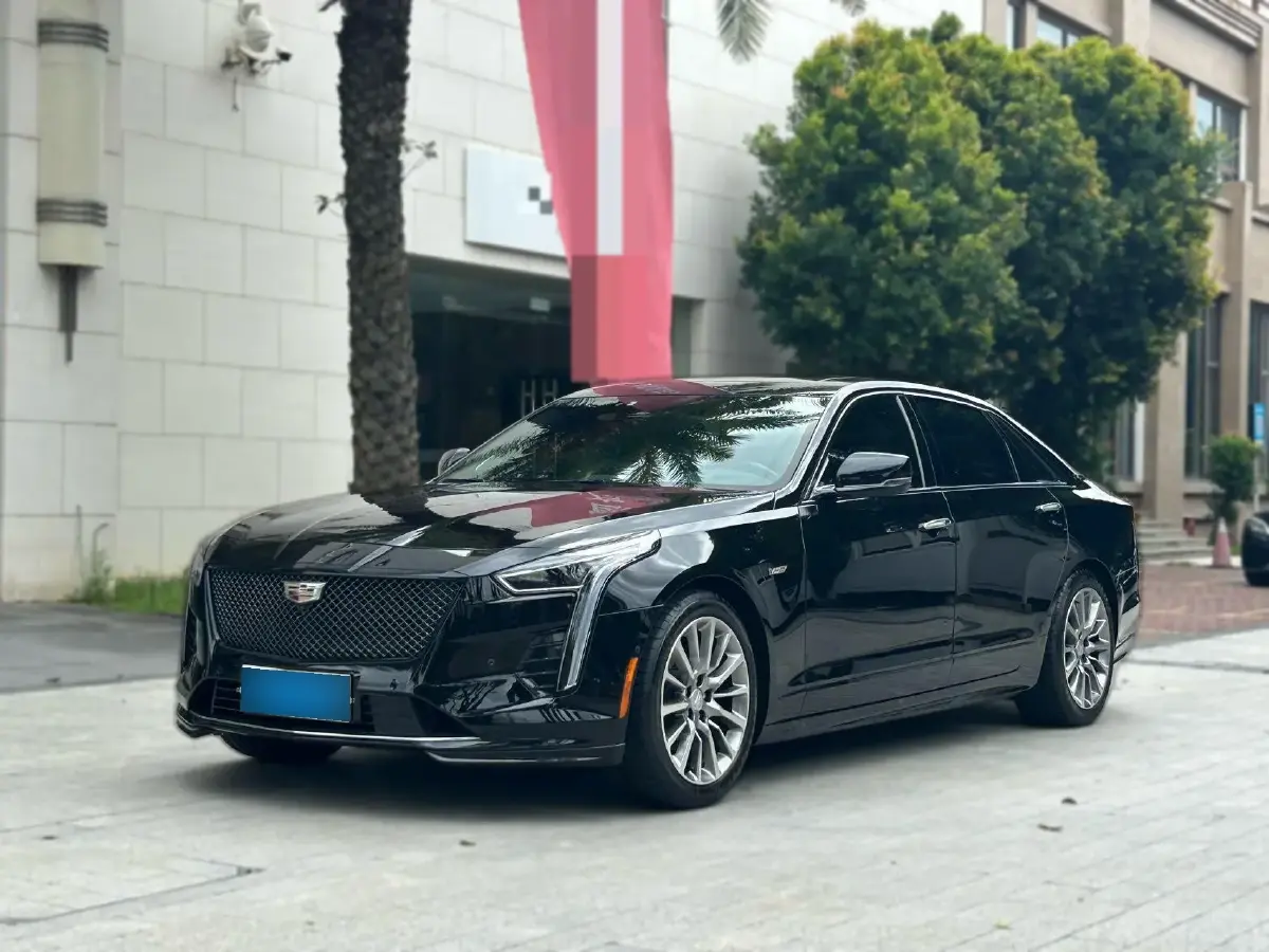 2022 Cadillac CT6 2.0T 237HP L4 10AT