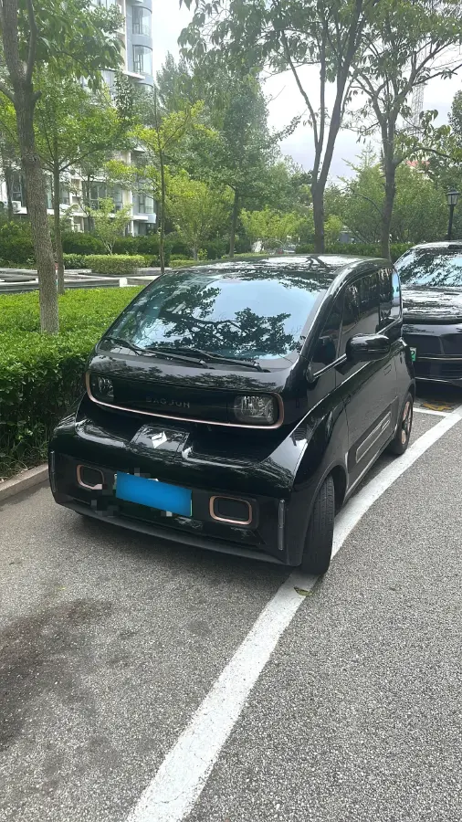 2023 BaoJun KiWi EV BEV 31.7KWH