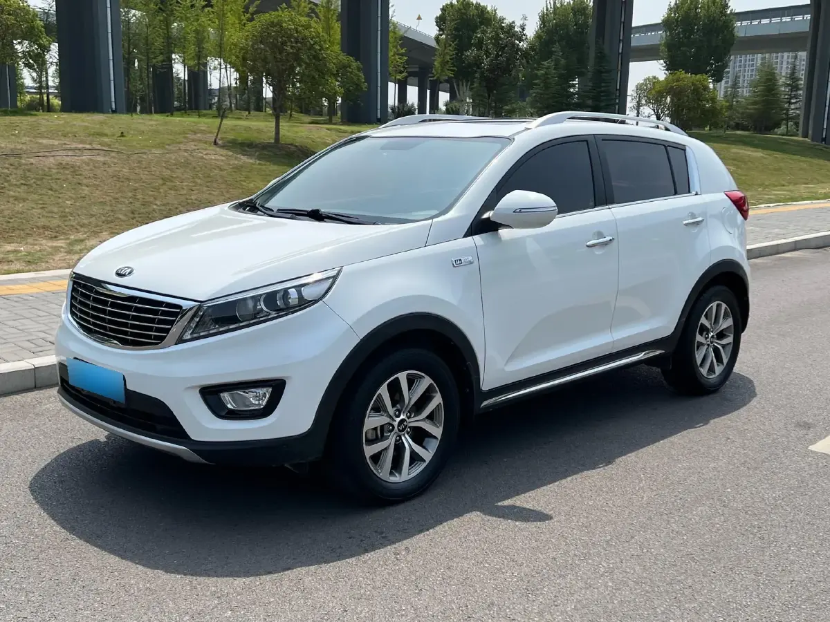 2016 Kia Sportage R 2.0L 165HP L4 6AT