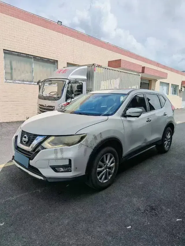 2021 Nissan X-Trail 2.0L 151HP L4 CVT