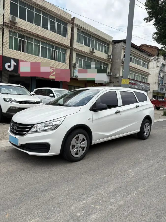 2017 BaoJun 310W 1.2L 82HP L4 6MT