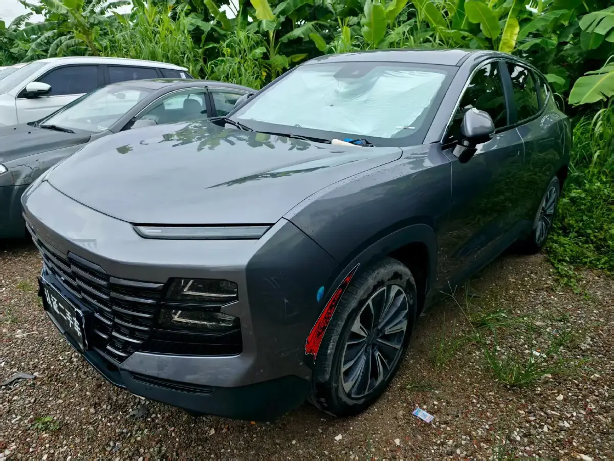 2022 Jetour DASHING 1.6T 197HP L4 7DCT