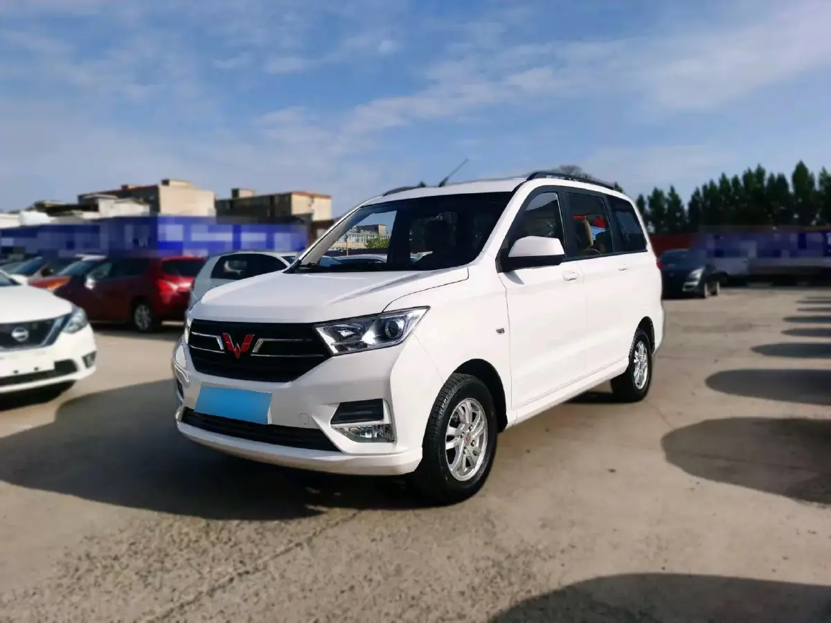 2021 WuLing HongGuang 1.5L 99HP L4 6MT