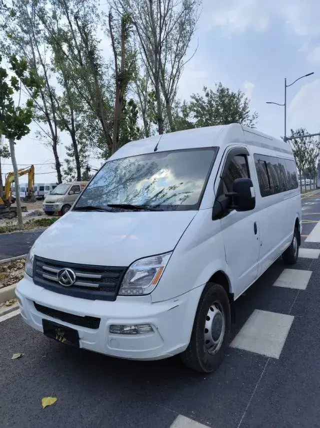 2019 MAXUS XinTu V80 2.0T 139HP L4 6MT