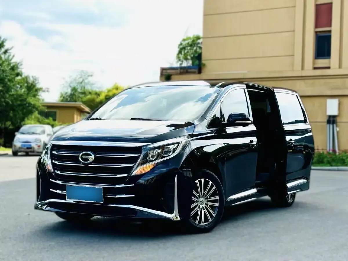 2021 GAC Trumpchi M8 2.0T 252HP L4 8AT