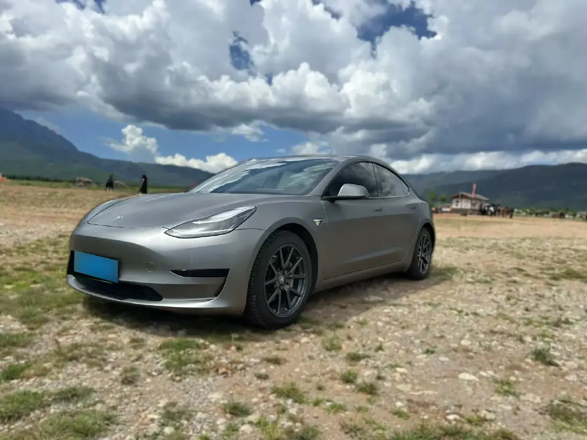 2020 Tesla Model 3 BEV 52KWH