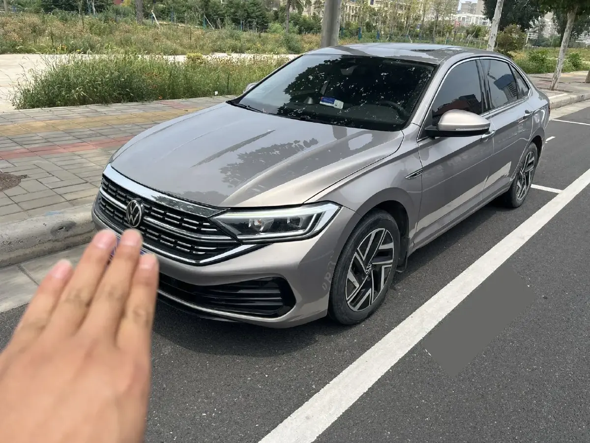 2023 Volkswagen Sagitar 1.4T 150HP L4 7DCT