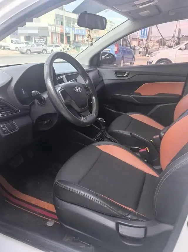 2017 Hyundai Verna RV 1.4L 100HP L4 6AT,autocango,china used car exporter,china ev exporter,chinese used car exporter,chinese used ev exporter