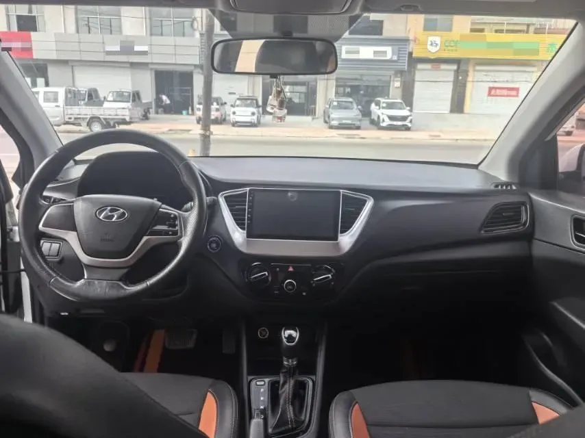 2017 Hyundai Verna RV 1.4L 100HP L4 6AT,autocango,china used car exporter,china ev exporter,chinese used car exporter,chinese used ev exporter