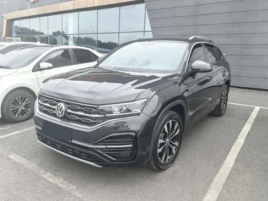 2021 Volkswagen Tayron 2.0T 220HP L4 7DCT