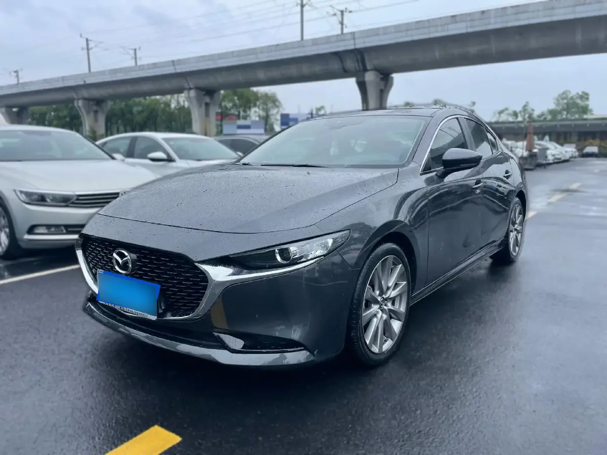 2020 Mazda 3 Axela 2.0L 158HP L4 6AT