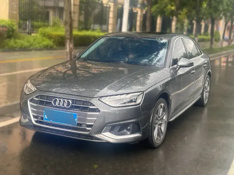 2020 Audi A4L 2.0T 190HP L4 7DCT