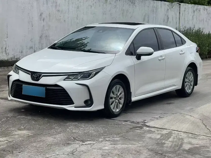 2019 Toyota Corolla 1.2T 116HP L4 CVT