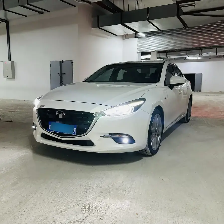 2017 Mazda 3 Axela 1.5L 117HP L4 6AT