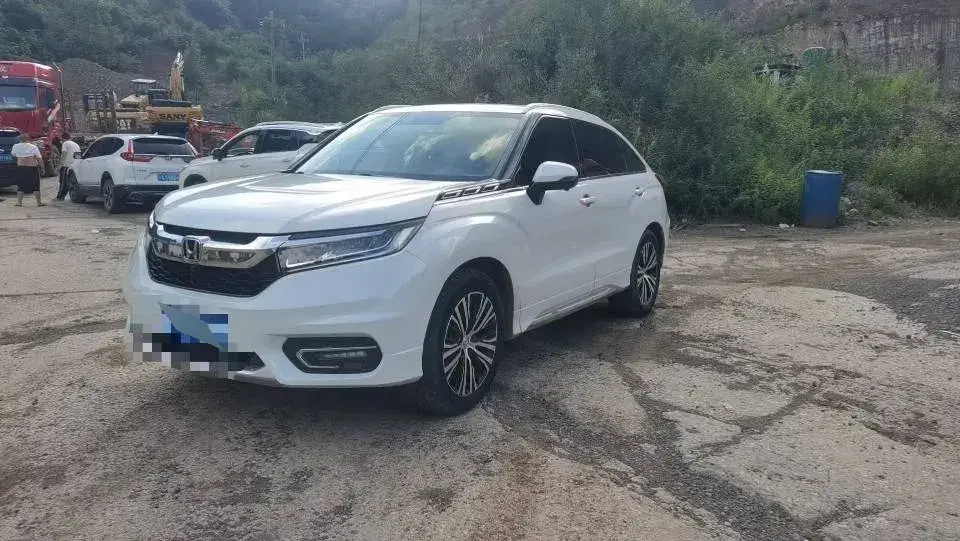 2017 Honda Avancier 2.0T 272HP L4 9AT