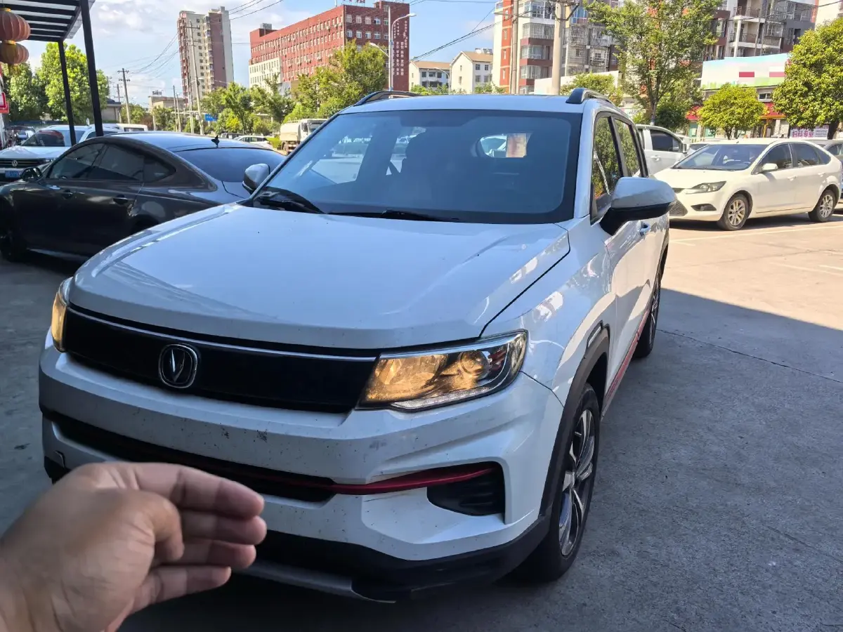 2022 ChangAn Eado 1.6L 128HP L4 5MT