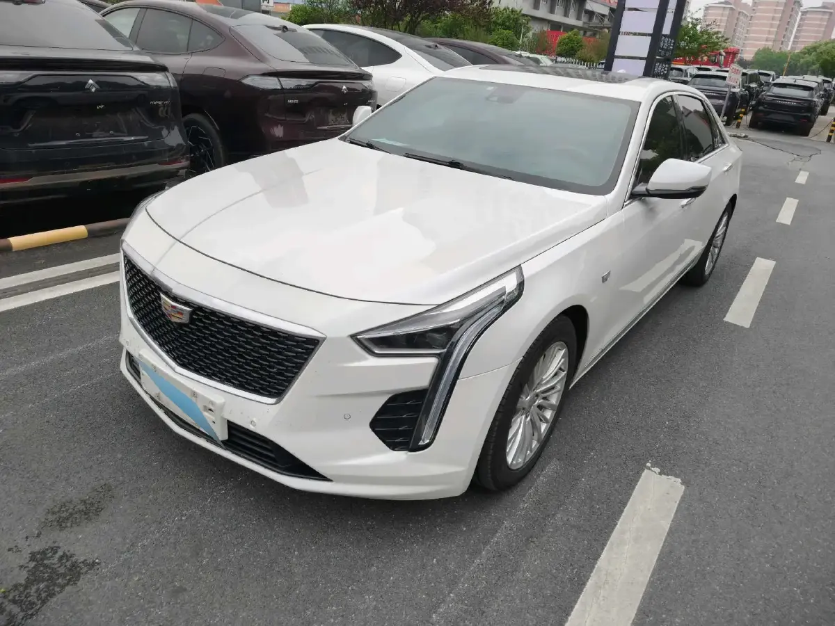 2020 Cadillac CT6 2.0T 241HP L4 10AT