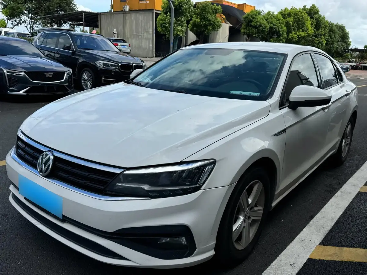 2019 Volkswagen Lamando 1.4T 131HP L4 7DCT