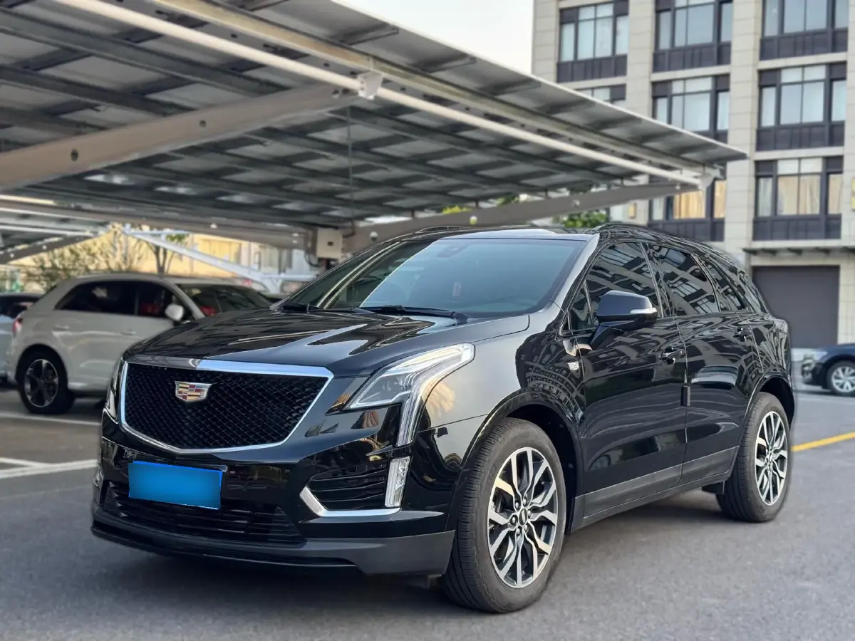 2022 Cadillac XT5 2.0T 237HP L4 9AT