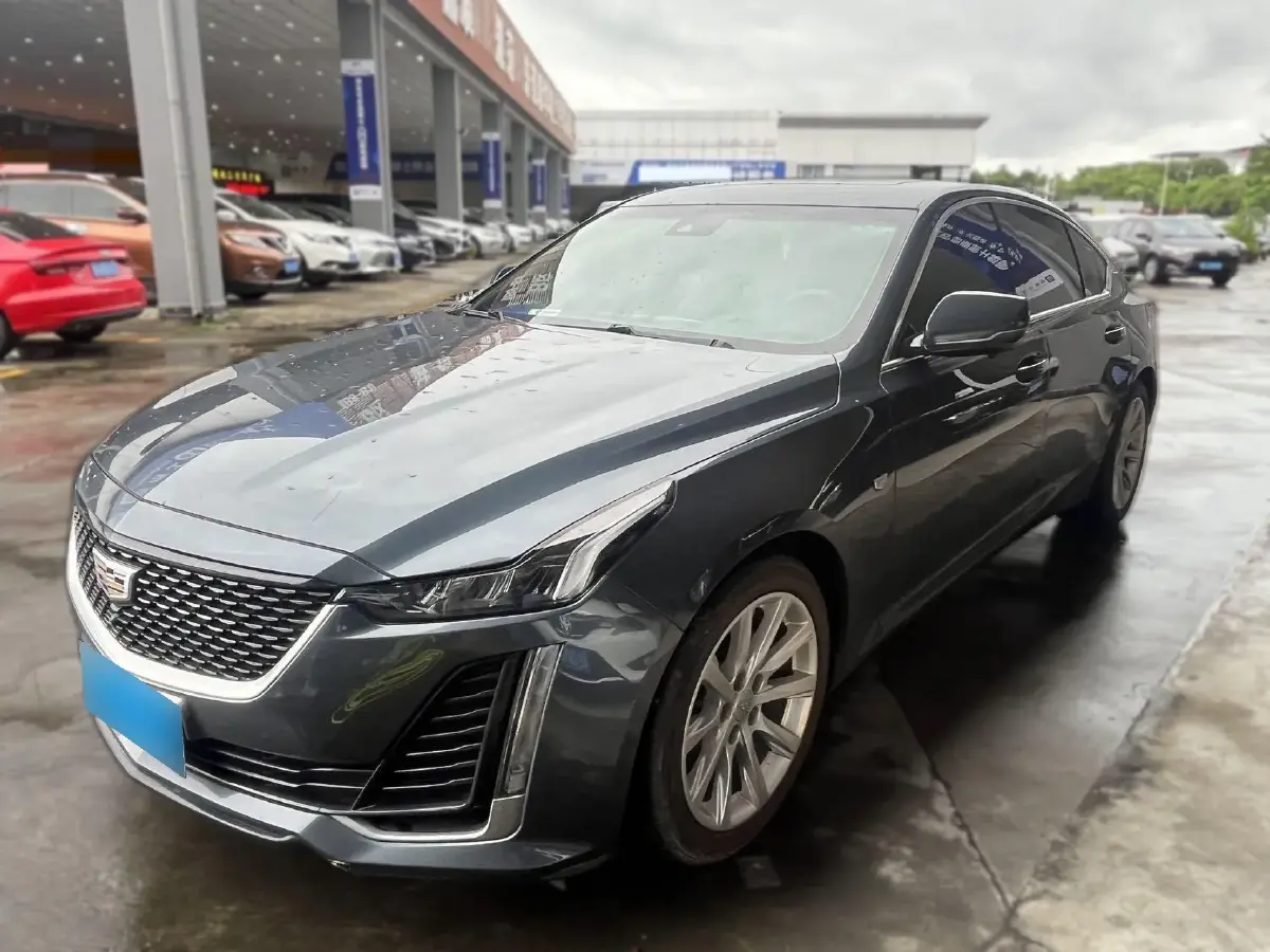 2021 Cadillac CT5 2.0T 237HP L4 10AT