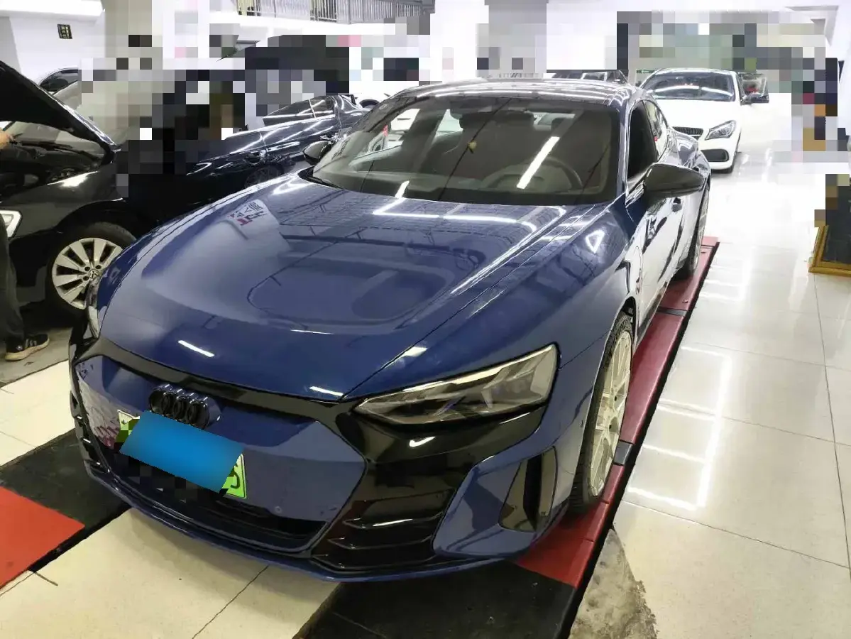 2023 Audi RS e-tron GT 2AT BEV 93.4KWH