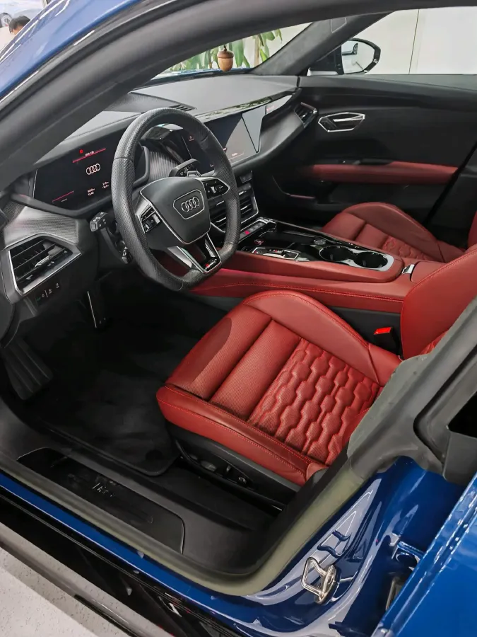 2023 Audi RS e-tron GT 2AT BEV 93.4KWH,autocango,china used car exporter,china ev exporter,chinese used car exporter,chinese used ev exporter