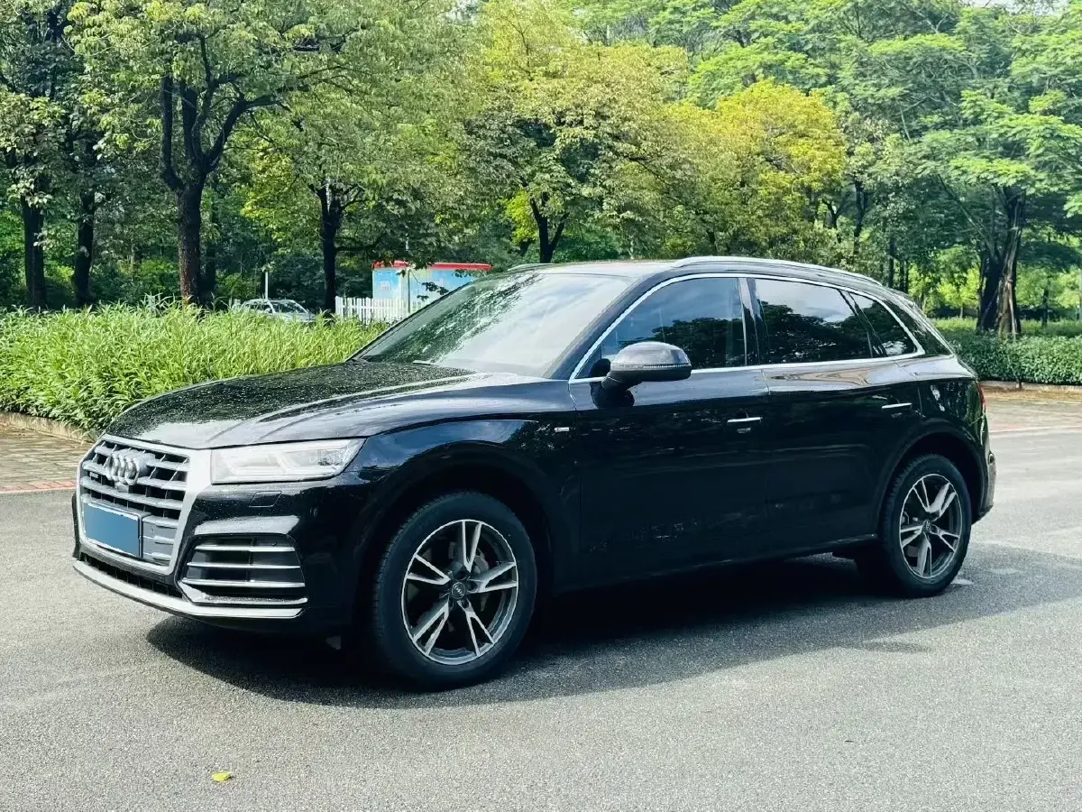 2020 Audi Q5L 2.0T 252HP L4 7DCT
