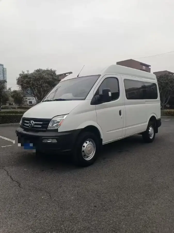 2020 MAXUS XinTu V80 2.5T 136HP L4 6MT