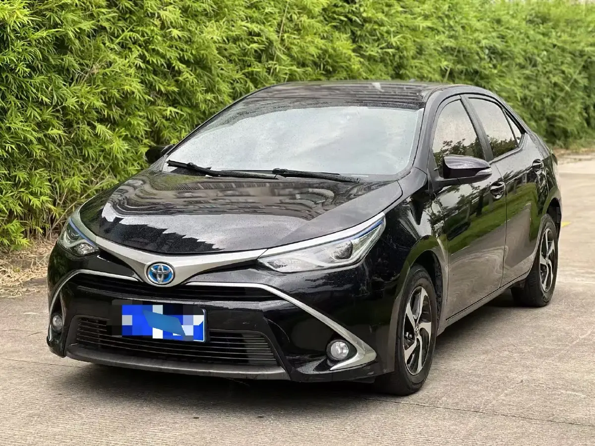 2017 Toyota Levin 1.8L 99HP L4 E-CVT Hybrid