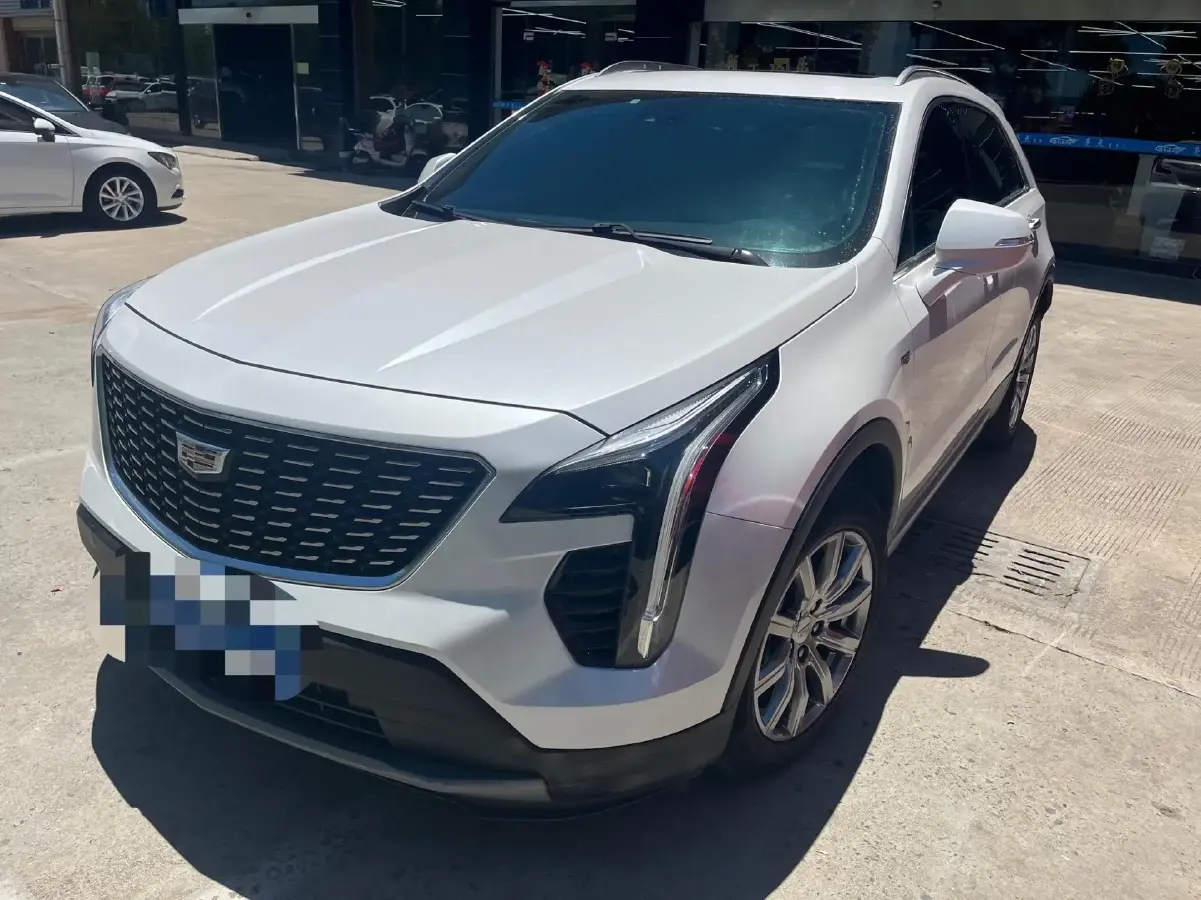 2022 Cadillac XT4 2.0T 237HP L4 9AT