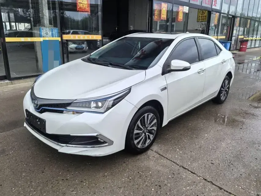 2019 Toyota Corolla Hybird E+ 1.8L 99HP L4 E-CVT PHEV 10.5KWH