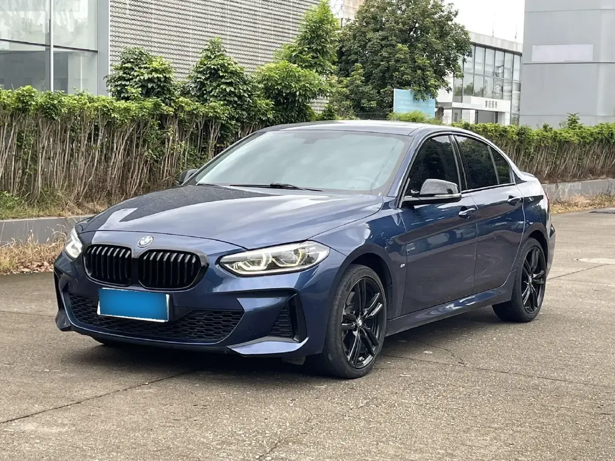 2021 BMW 1 Series 2.0T 192HP L4 7DCT