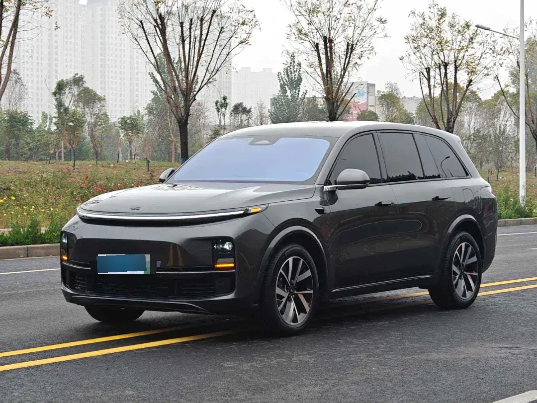 2023 Li L8 Range Extended 154HP REEV 40.9KWH