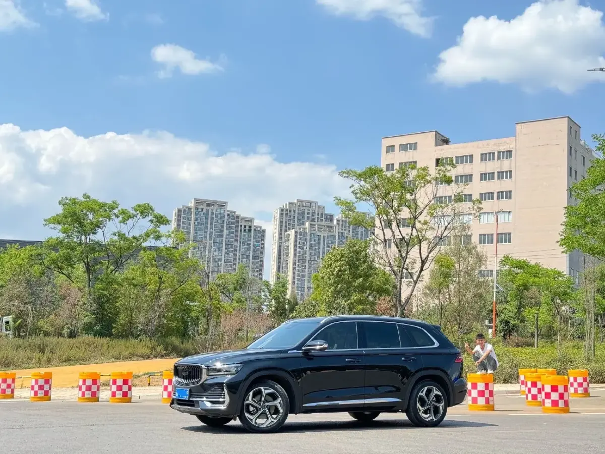 2021 Geely Monjaro 2.0T 218HP L4 7DCT