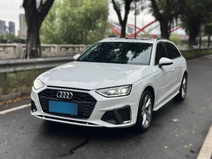 2021 Audi A4 2.0T 204HP L4 7DCT