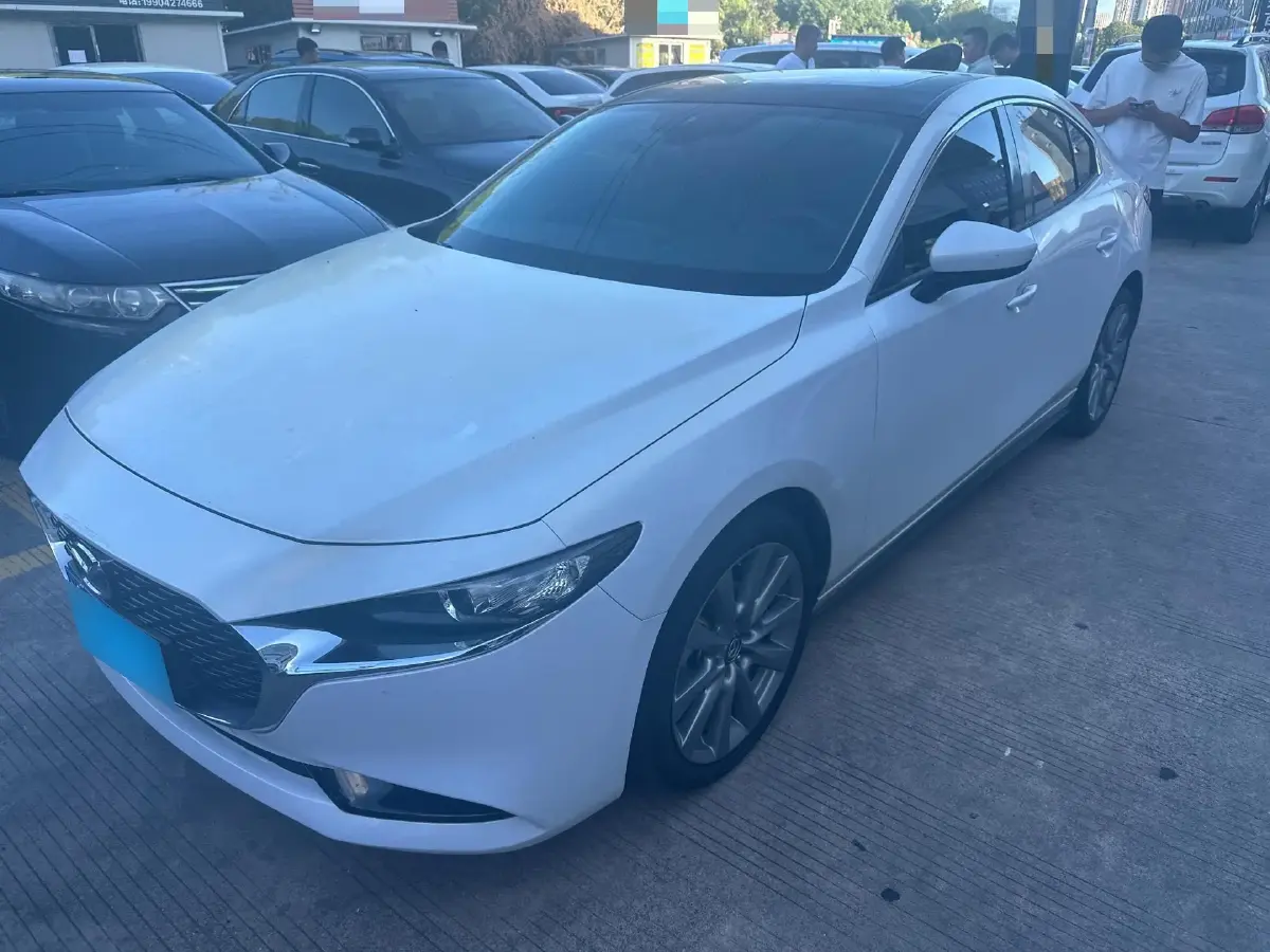 2020 Mazda 3 Axela 2.0L 158HP L4 6AT