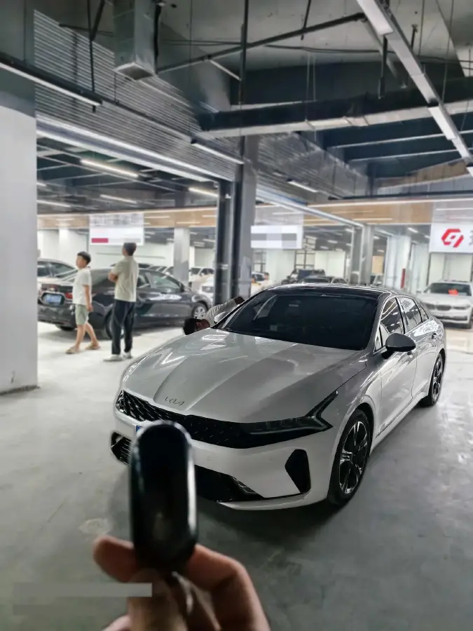 2021 Kia K5 1.5T 170HP L4 7DCT