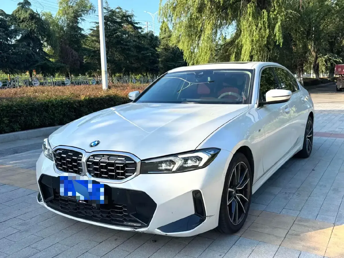 2024 BMW 3 Series 2.0T 184HP L4 8AT