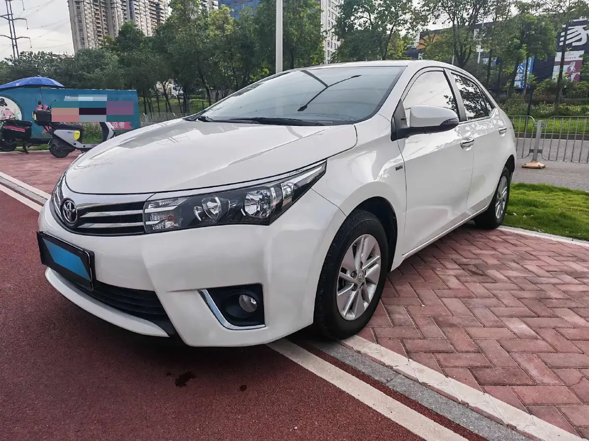 2017 Toyota Corolla 1.2T 116HP L4 6MT