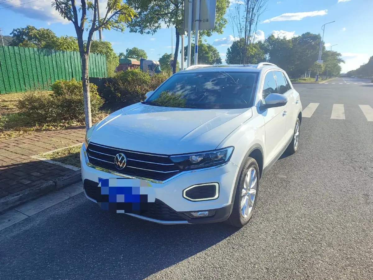 2021 Volkswagen T-Roc 1.4T 150HP L4 7DCT