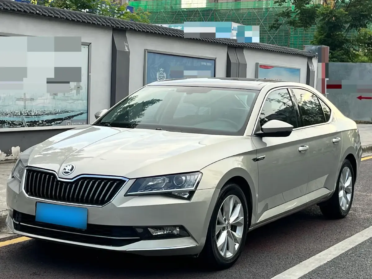 2016 Skoda Superb 1.8T 180HP L4 7DCT