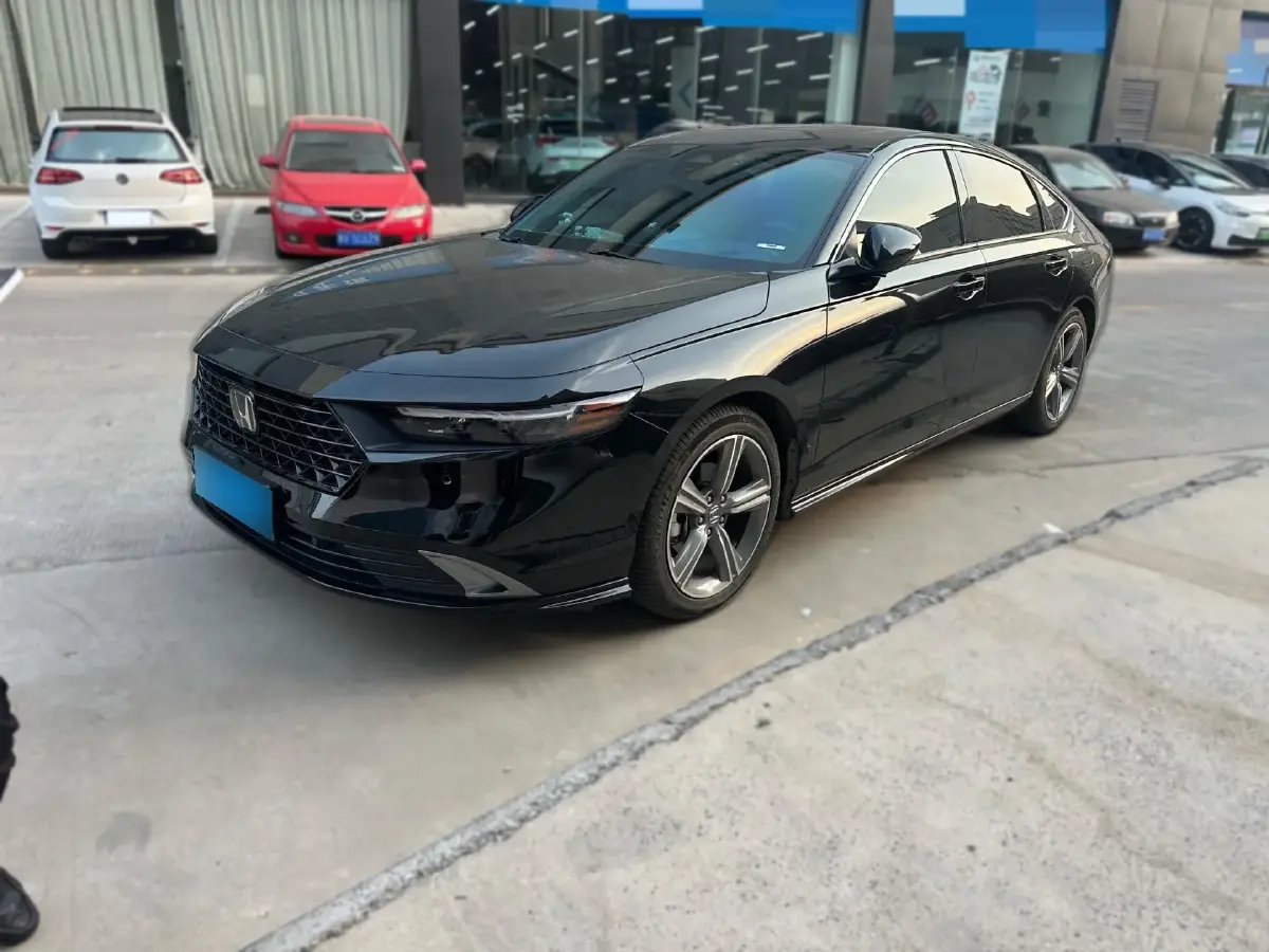 2023 Honda Accord 1.5T 192HP L4 CVT